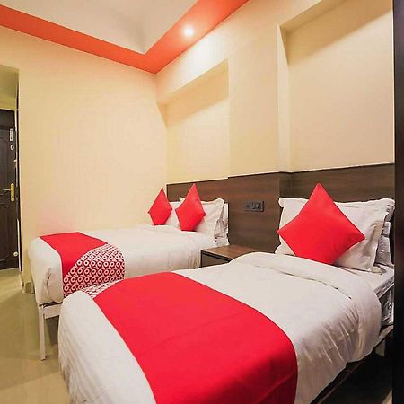 Hotel Anand Amritsar Exterior photo