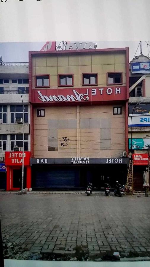 Hotel Anand Amritsar Exterior photo