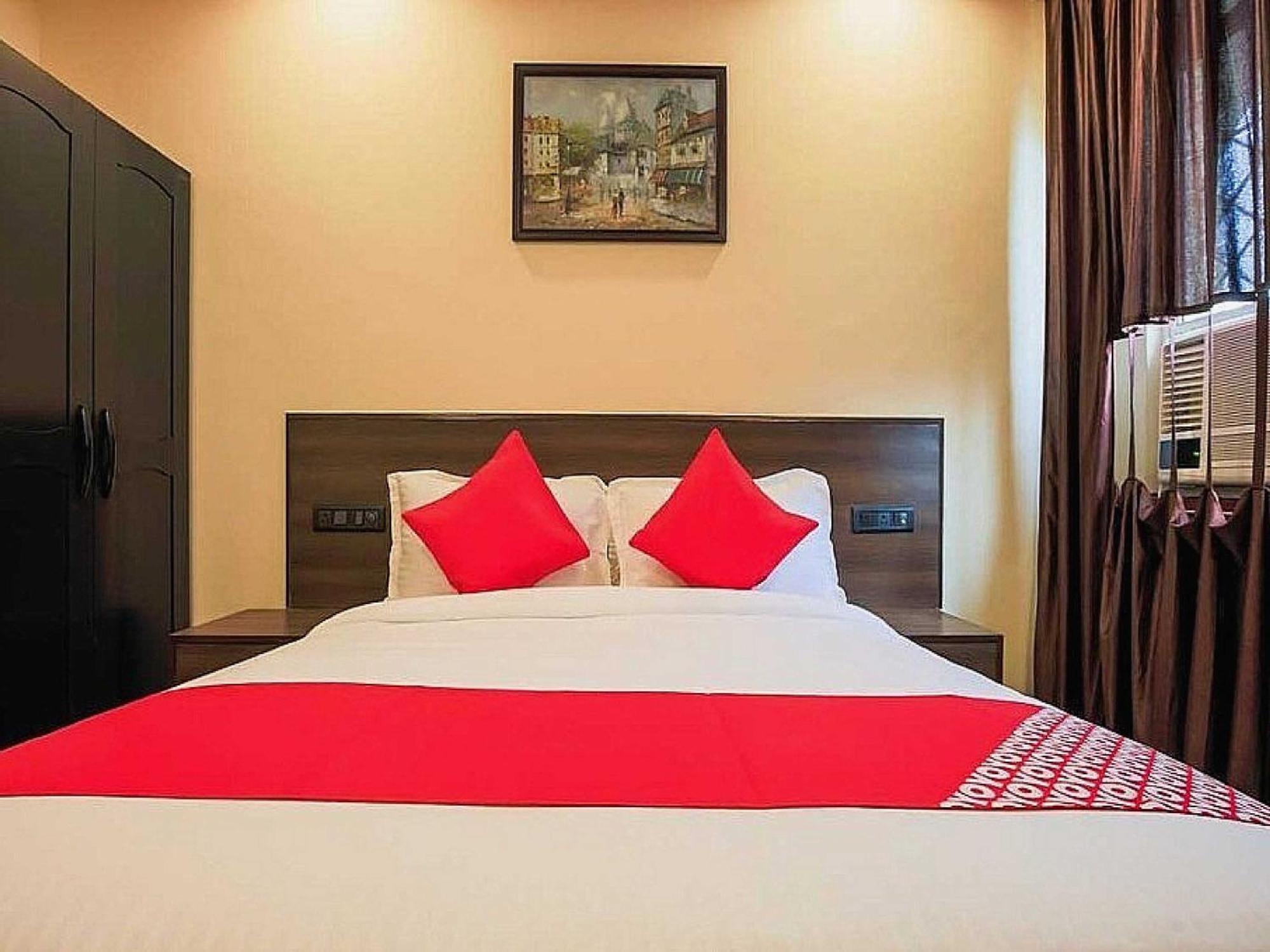 Hotel Anand Amritsar Exterior photo