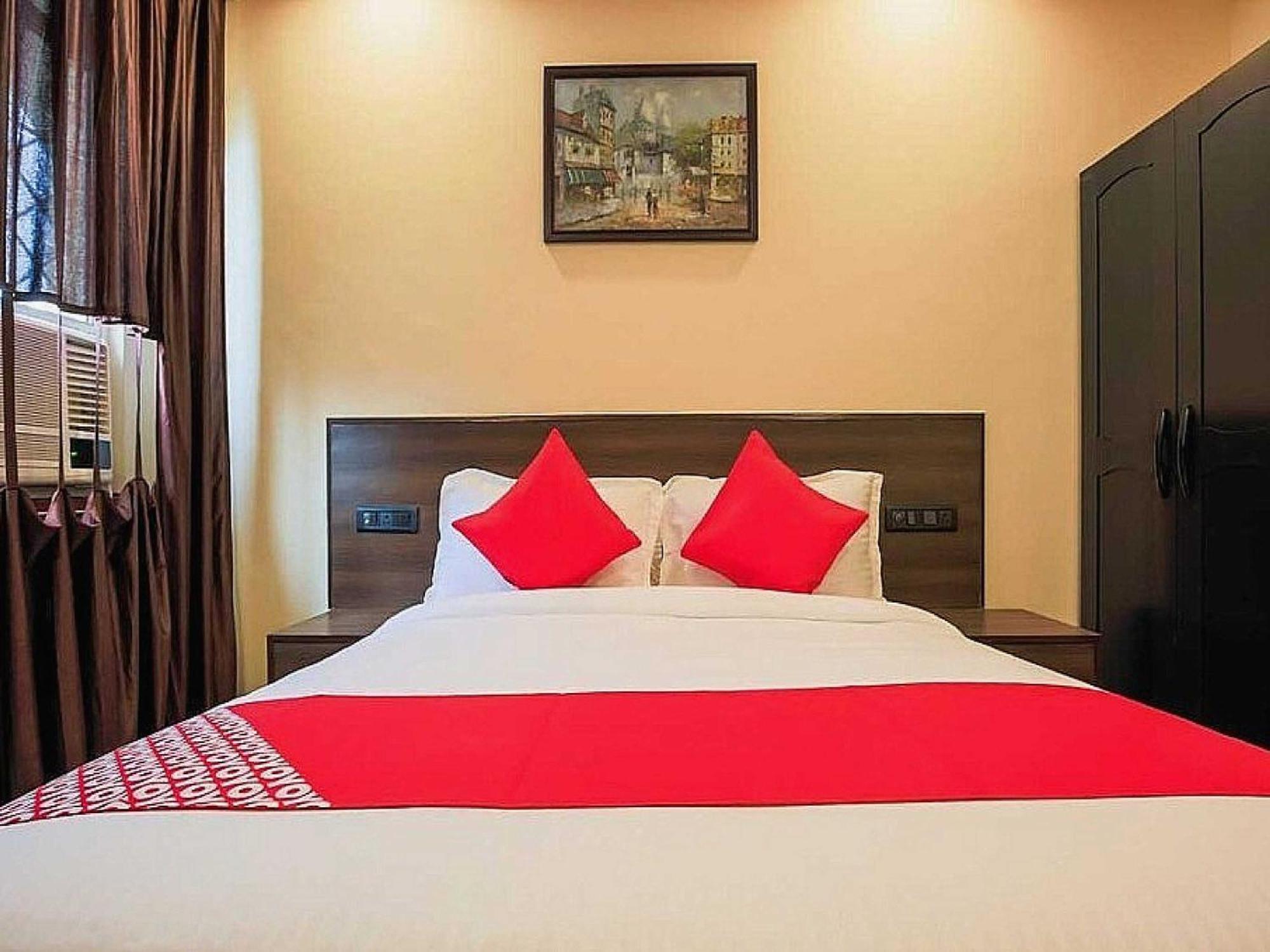 Hotel Anand Amritsar Exterior photo